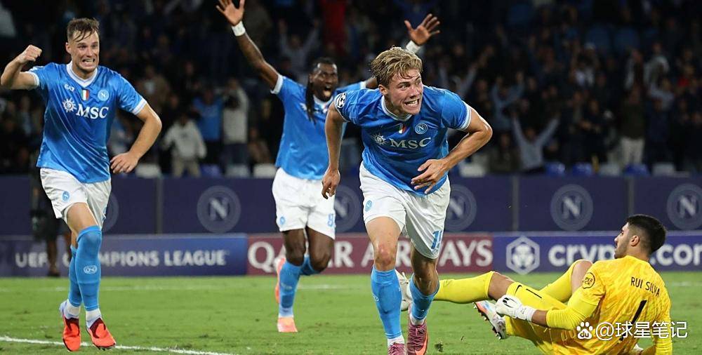 信任、体系和德布劳内：霍伊伦在那不勒斯的重生记